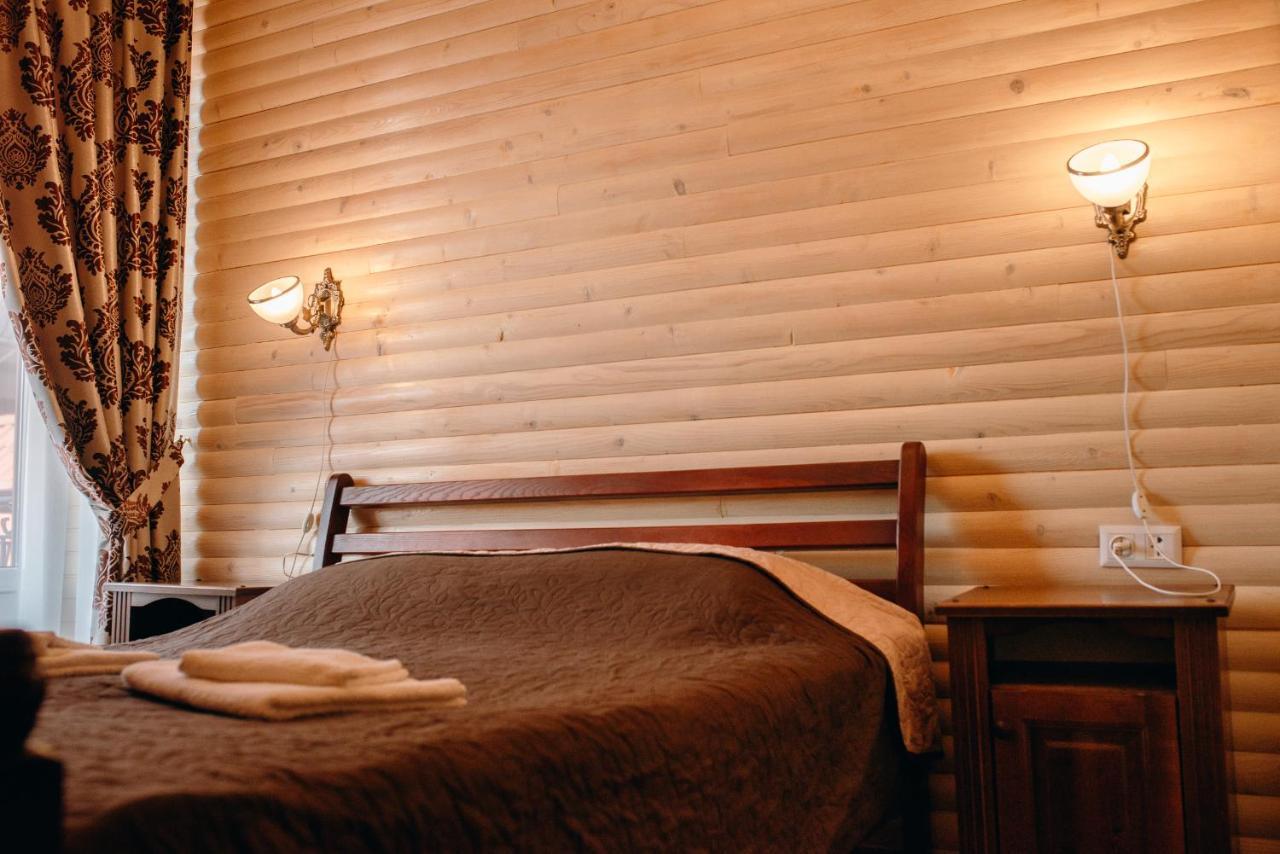 Villa Nikoletta Spa บูโคเวล ภายนอก รูปภาพ
