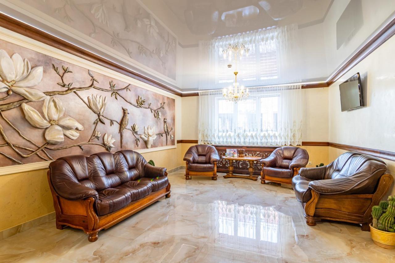 Villa Nikoletta Spa บูโคเวล ภายนอก รูปภาพ