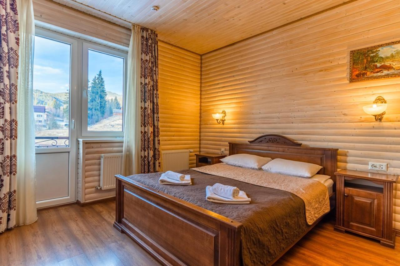 Villa Nikoletta Spa บูโคเวล ภายนอก รูปภาพ