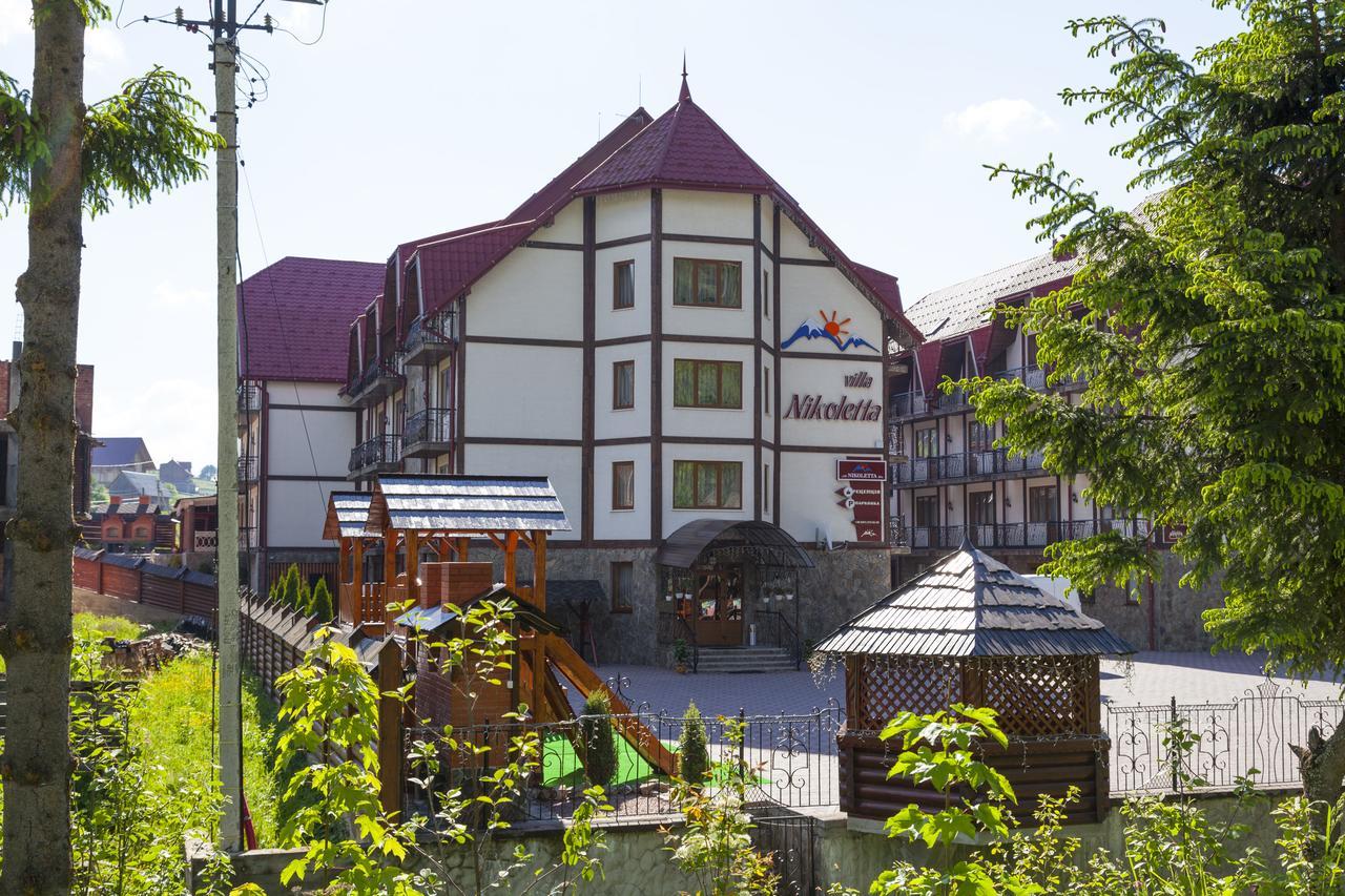 Villa Nikoletta Spa บูโคเวล ภายนอก รูปภาพ